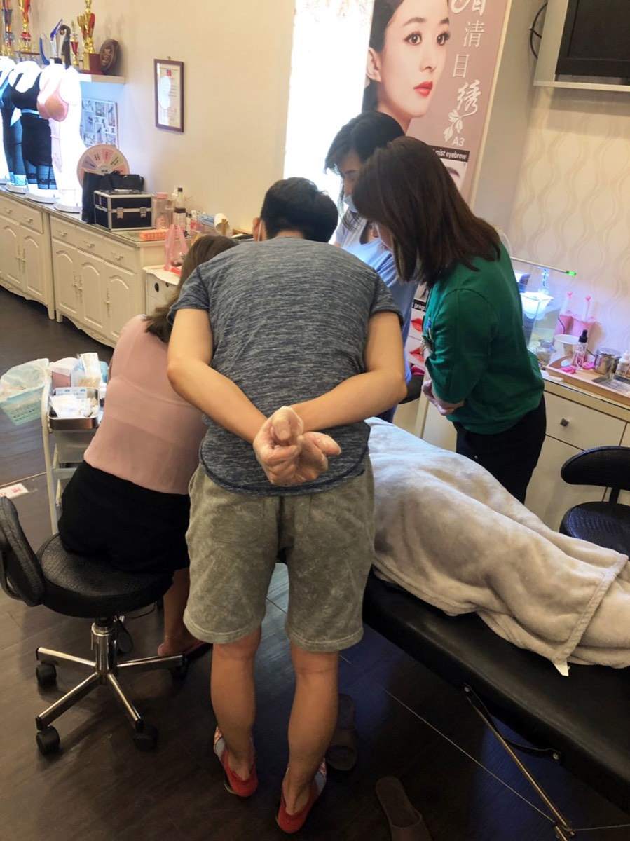 綝綝學院小班實操教室