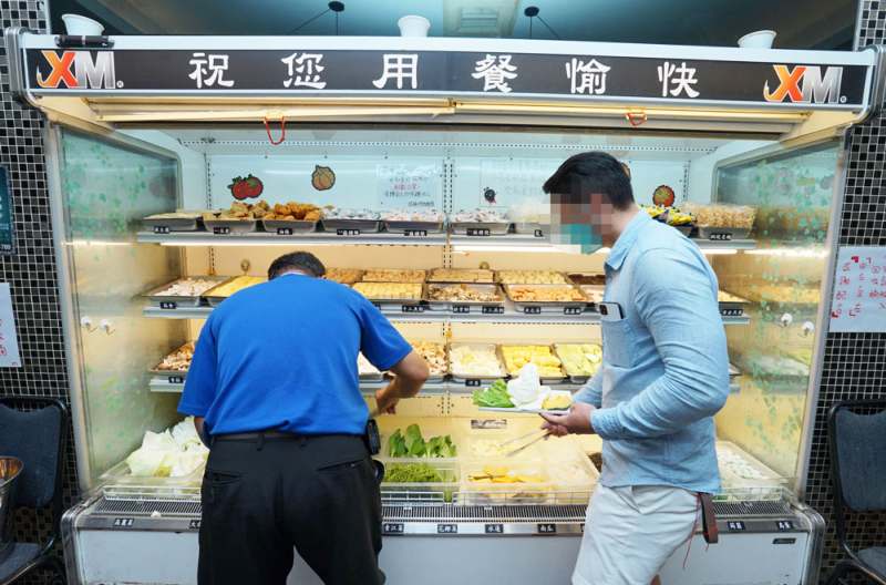 台南XM麻辣鍋 吃到飽海鮮肉片