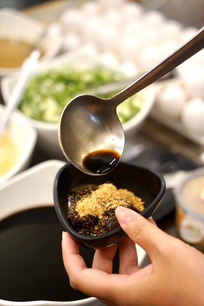 台南XM麻辣鍋 吃到飽海鮮肉片