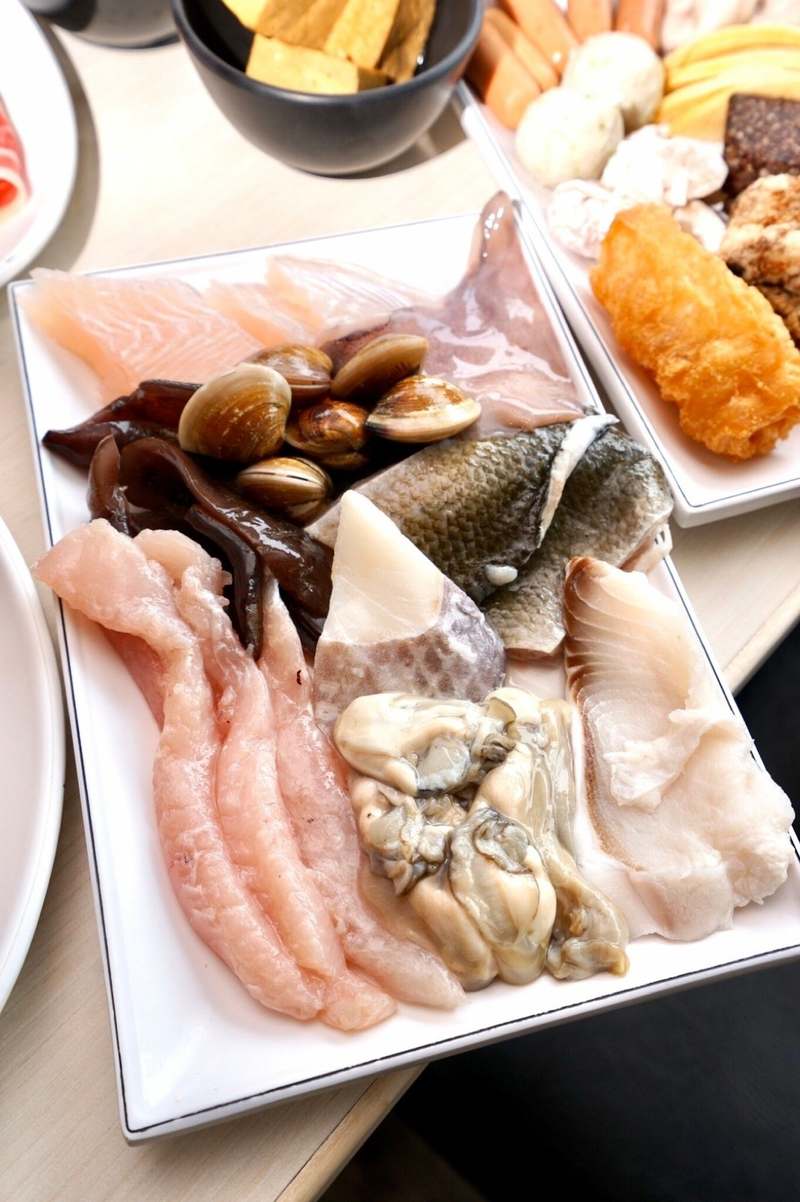 台南XM麻辣鍋 吃到飽海鮮肉片
