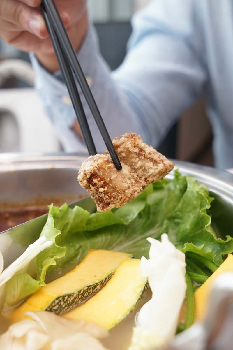 台南XM麻辣鍋 吃到飽海鮮肉片