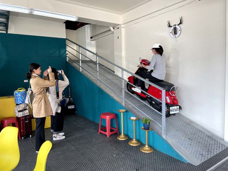 台南詠心同行租機車 火車站前LINE智能預約
