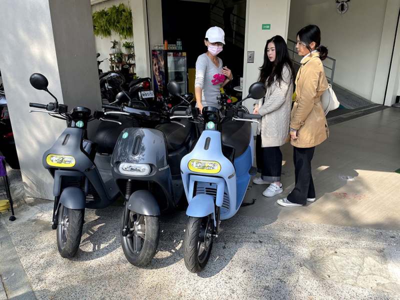 台南詠心同行租機車 火車站前LINE智能預約