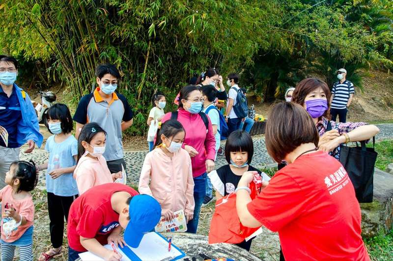 高雄華鴻文理補習班 安親課輔多元活動