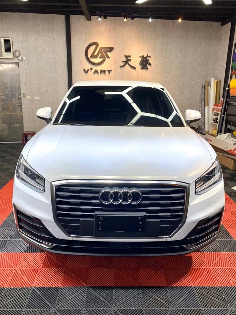 台中天藝汽車包膜 Audi改色消光冰霜白