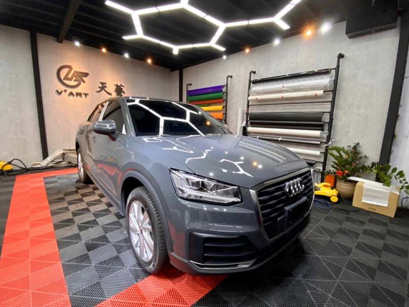 台中天藝汽車包膜 Audi改色消光冰霜白