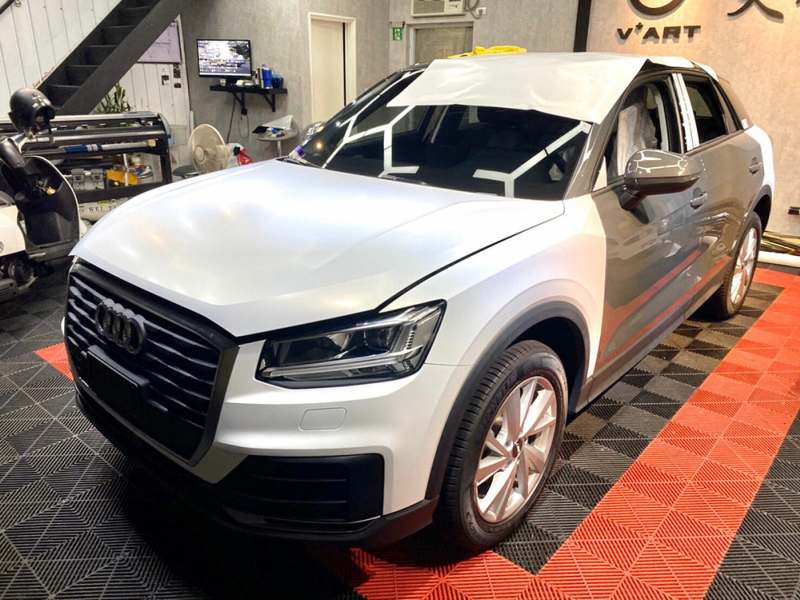 台中天藝汽車包膜 Audi改色消光冰霜白